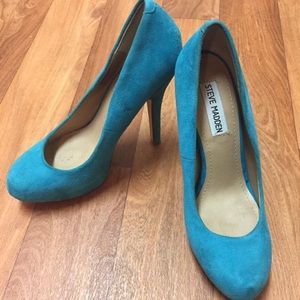 Turquoise blue suede heels